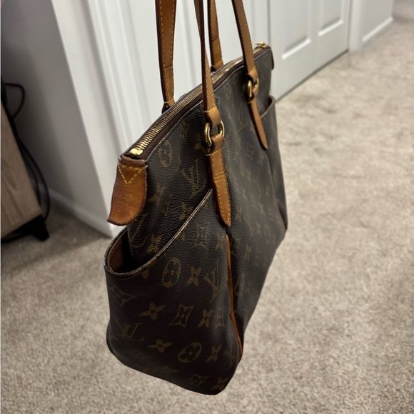 Authentic Louis Vuitton Totally PM 2009 - Picture 4 of 16